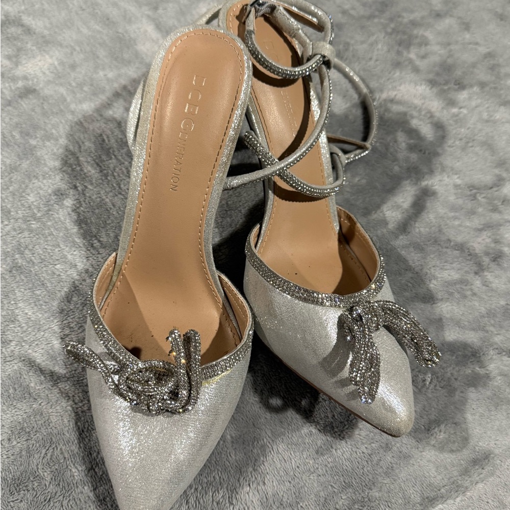 Elegant Silver Women's Shoes with Bow Detail